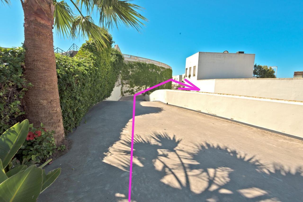 On Beach Deluxe Apartment With Pools And Own Garden El Puerto de Santa María Esterno foto