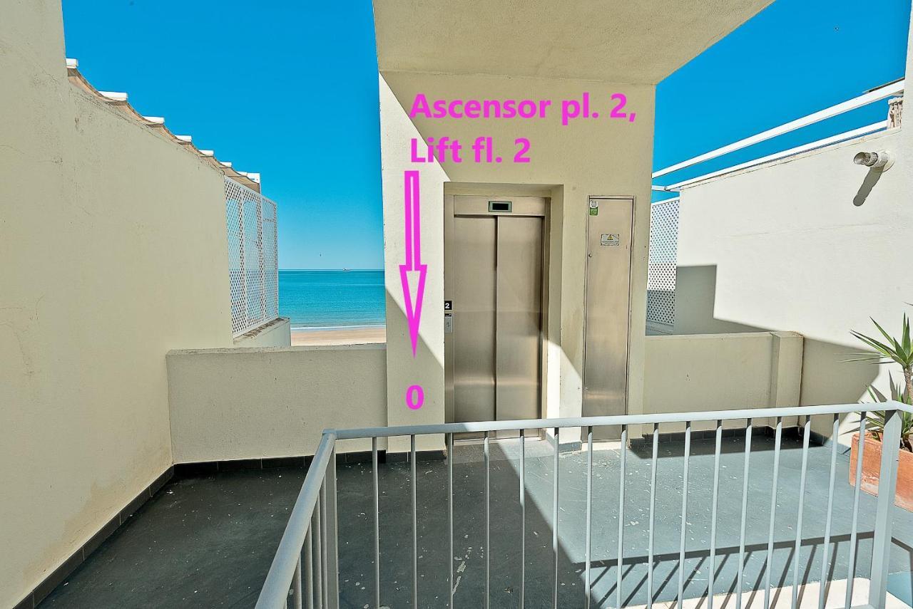 On Beach Deluxe Apartment With Pools And Own Garden El Puerto de Santa María Esterno foto