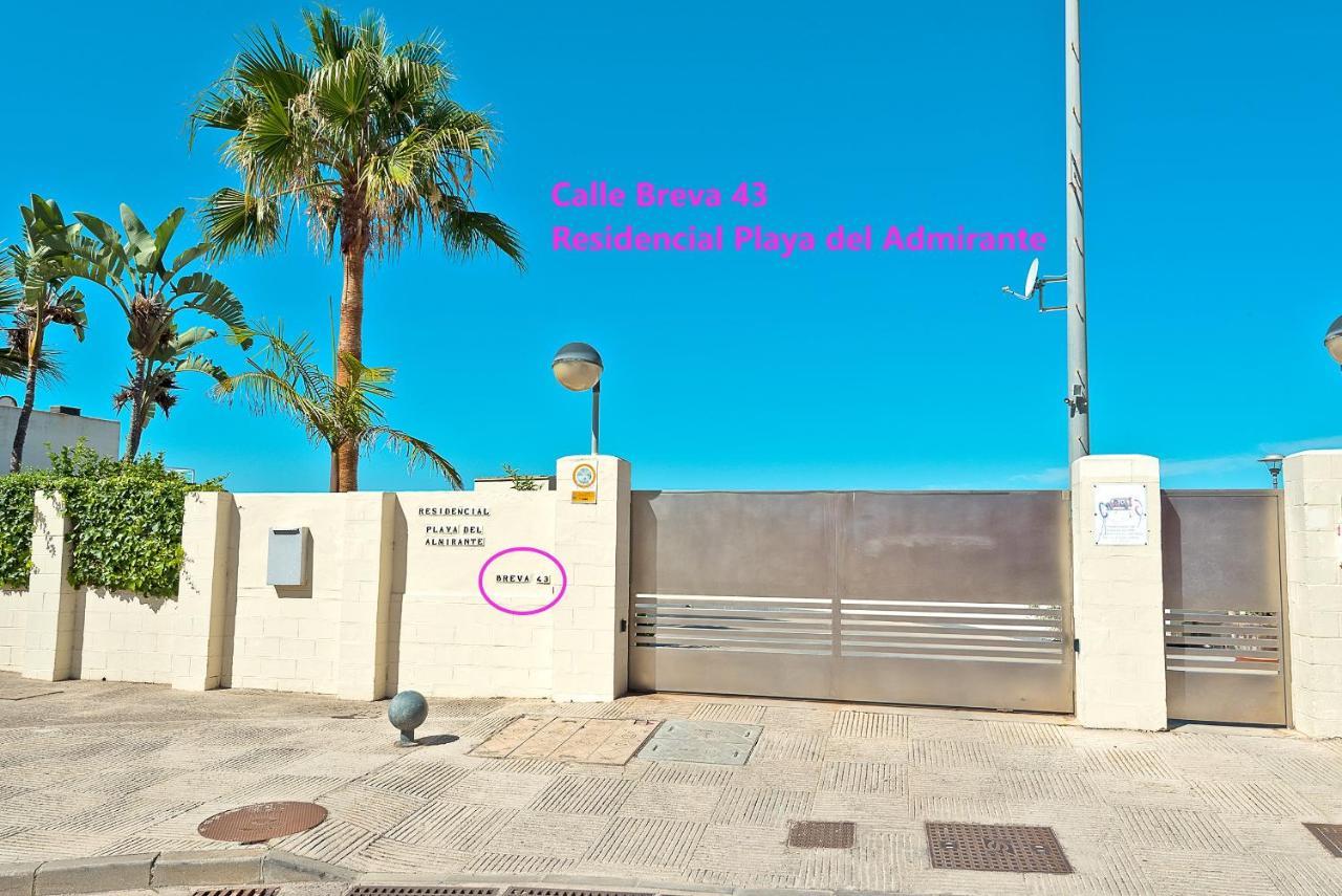 On Beach Deluxe Apartment With Pools And Own Garden El Puerto de Santa María Esterno foto