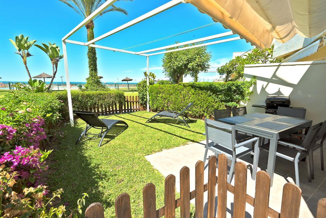 On Beach Deluxe Apartment With Pools And Own Garden El Puerto de Santa María Esterno foto