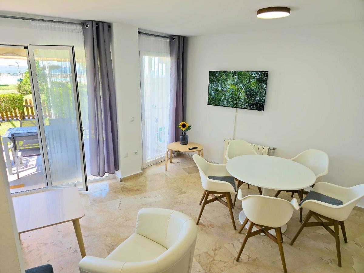 On Beach Deluxe Apartment With Pools And Own Garden El Puerto de Santa María Esterno foto
