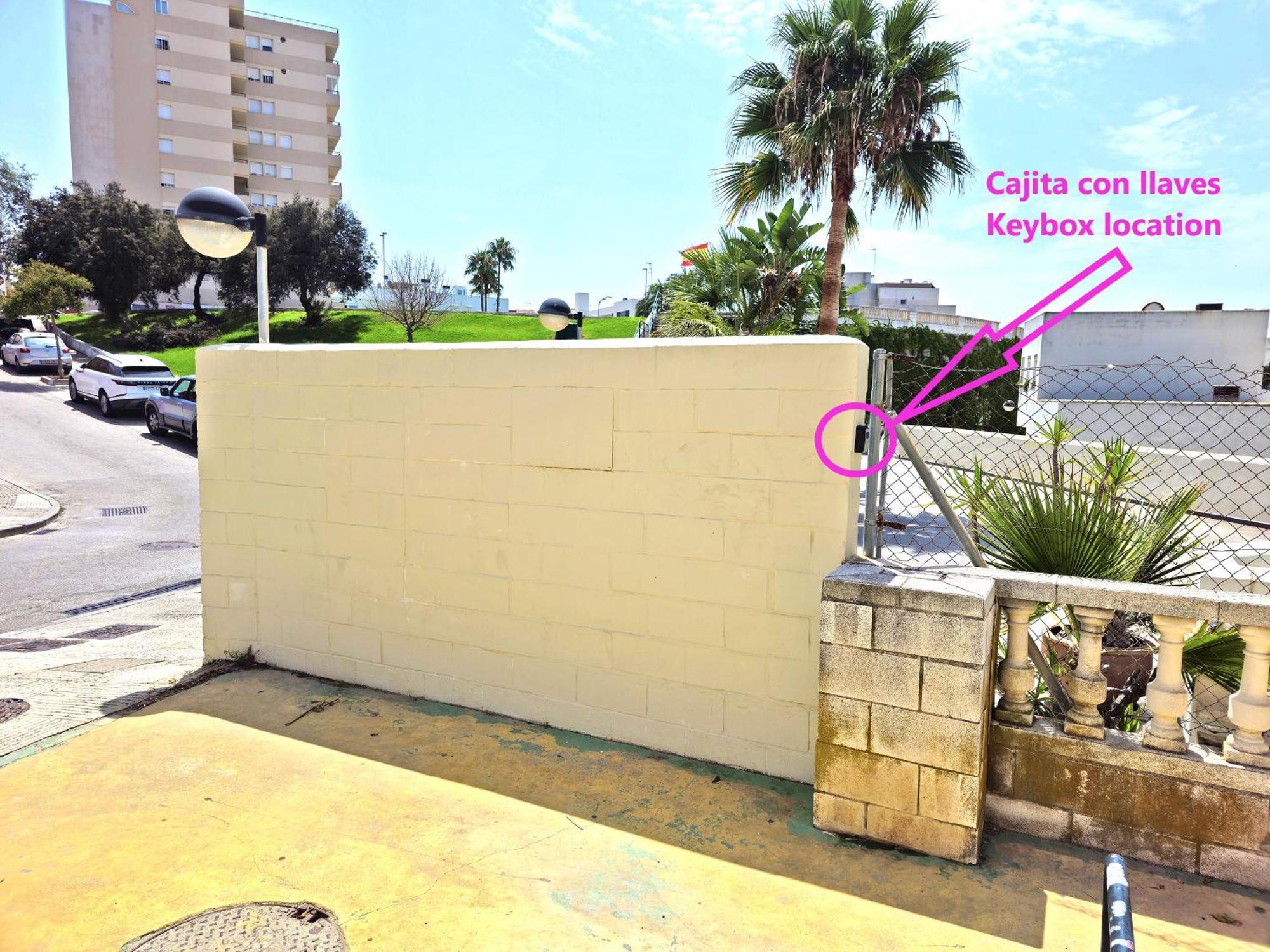 On Beach Deluxe Apartment With Pools And Own Garden El Puerto de Santa María Esterno foto